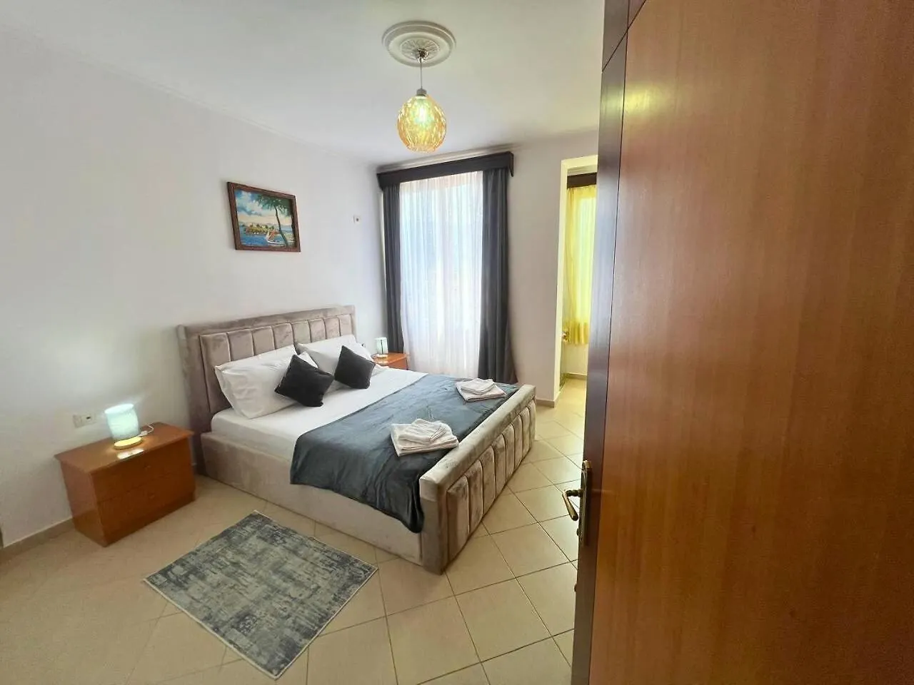 Deir Apartment Berat 0*,
